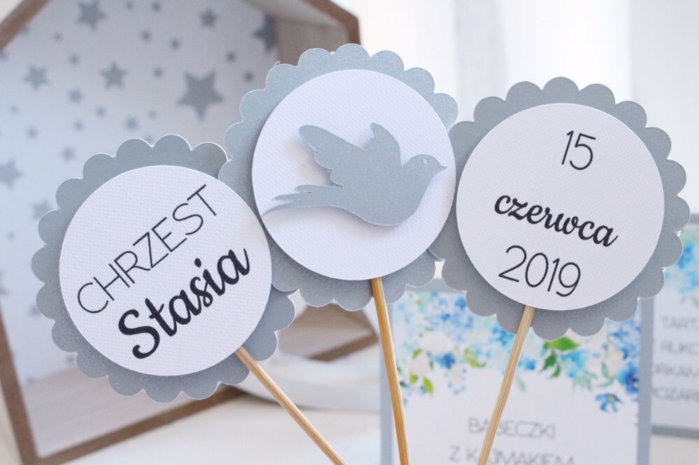 Pikery urodzinowe na chrzest chrzciny do babeczek muffinek dekoracje