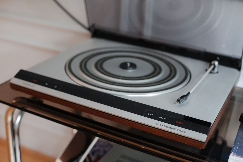 Bang & Olufsen Beogram 2202