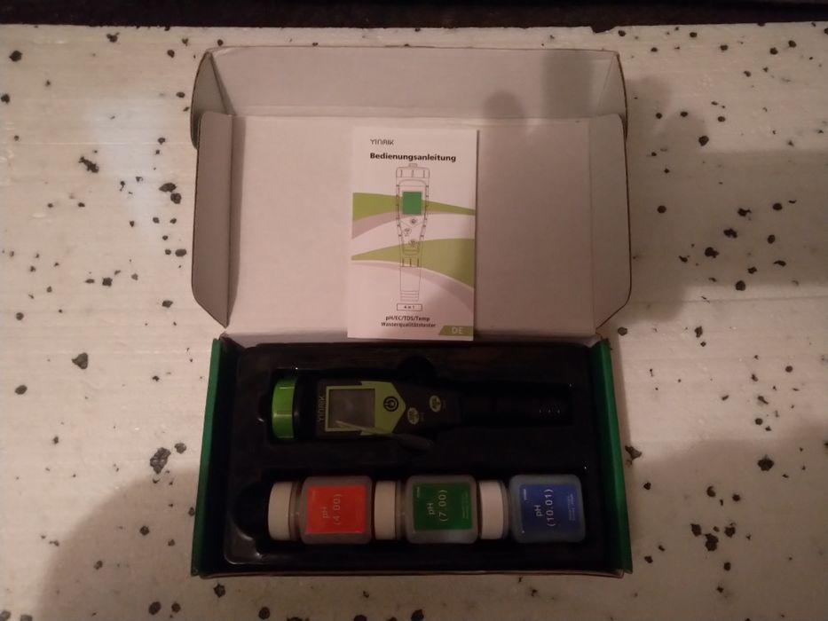 YINMIK pH EC Meter Pool pH Tester 4 w 1 Miernik przewodności Tester
4.