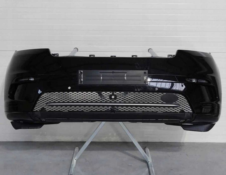 Бампер Range Rover VELAR L560 бампер передний в Цвет R Dynamic SE