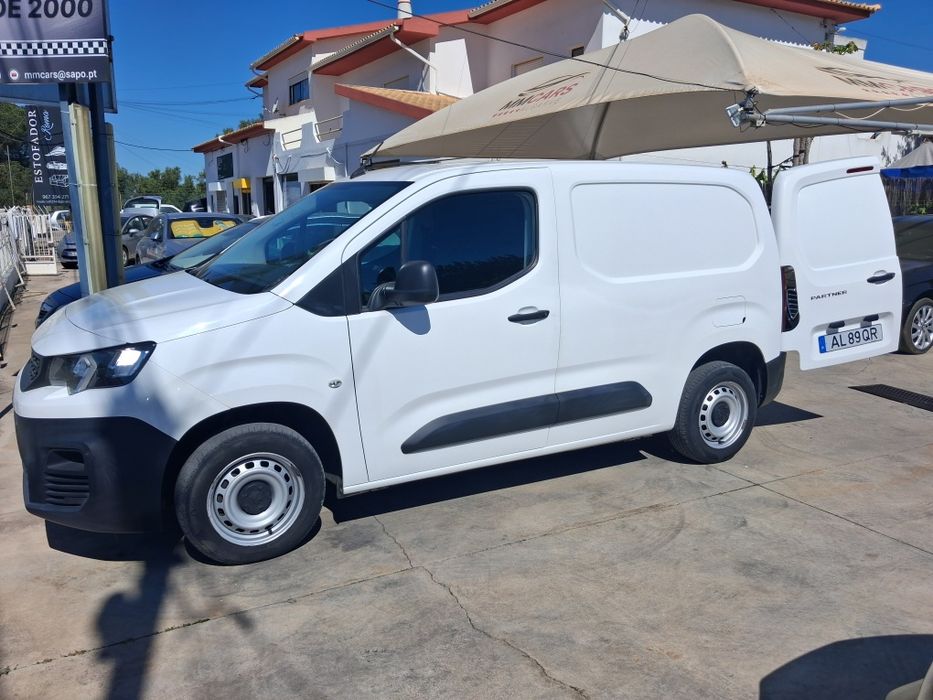 Peugeot Partner com IVA DEDUTÍVEL