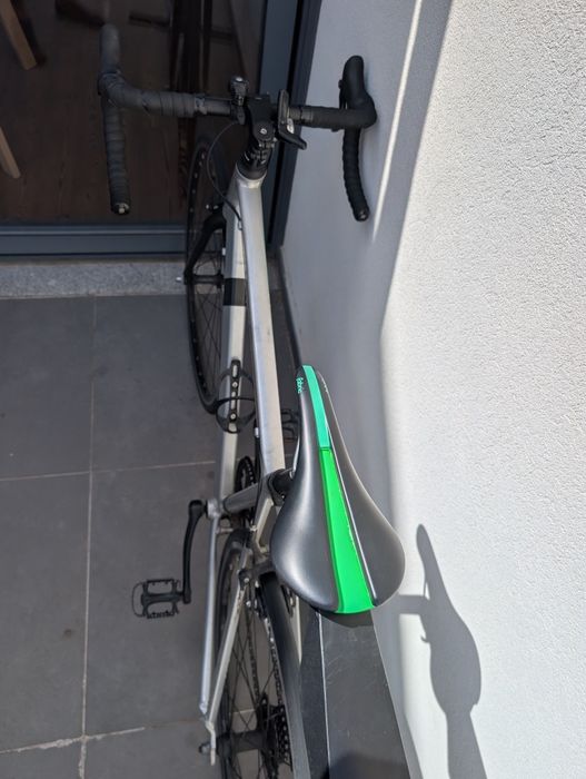 Bicicleta Estrada / Gravel / Citadina Triban 100 quadro S (165-173cm)