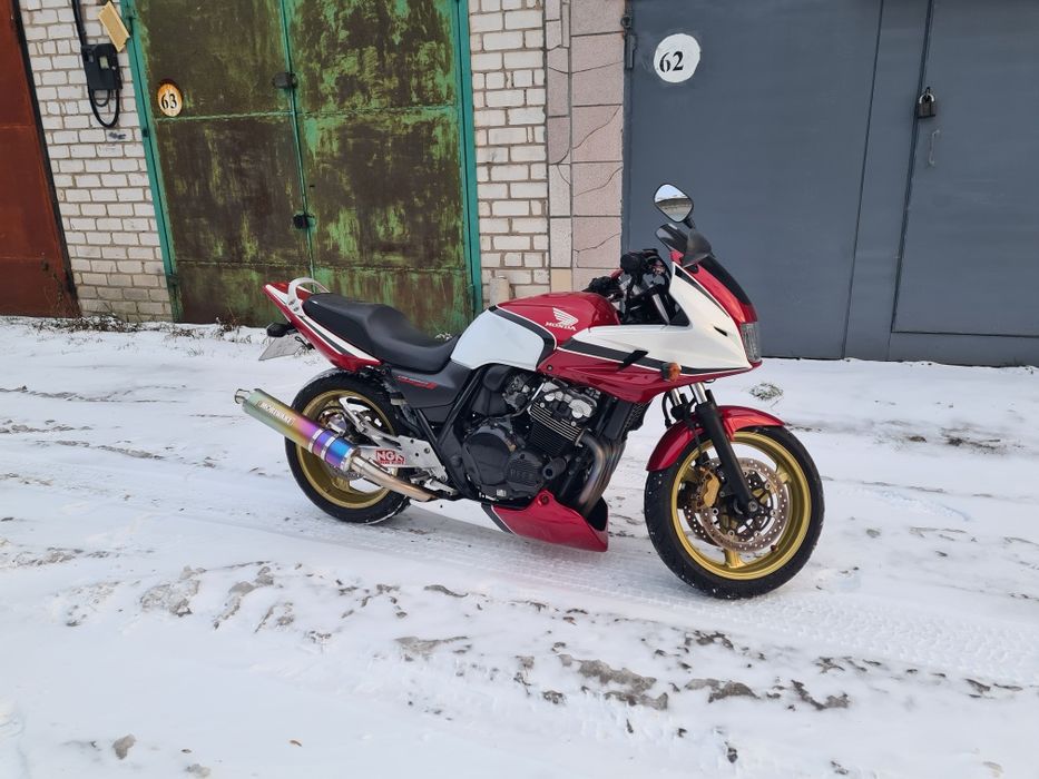 Обмен на авто(можливо під ремонт) Honda CB 400 Vtec 3 Super Boldor