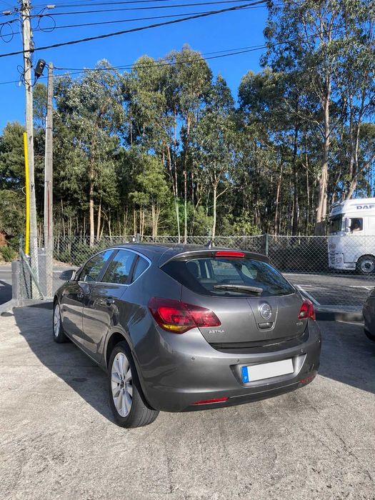 Opel Astra 1.7 CDTI Cosmo