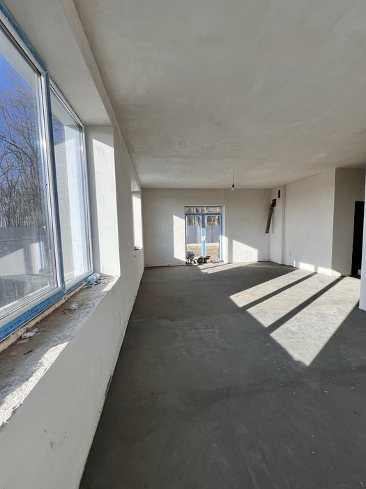 Продаж будинку Бартатів біля лісу