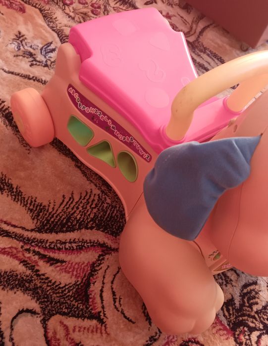 Fisher Price Jeździk pchacz