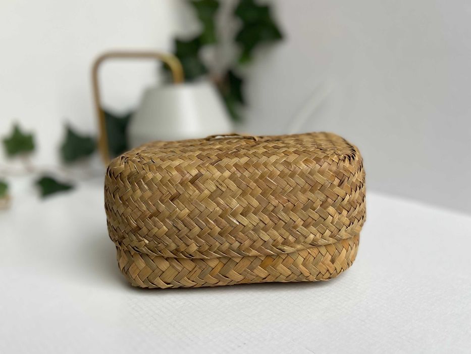 Small Straw Box
