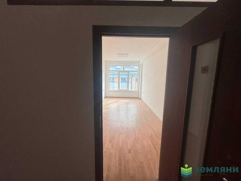 Продаж приміщення під офіси 600м2 вул.Б.Хмельницького (6)