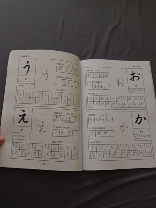Hiragana and Karakans workbook: 99 грн. - Книги / журнали Львів на Olx