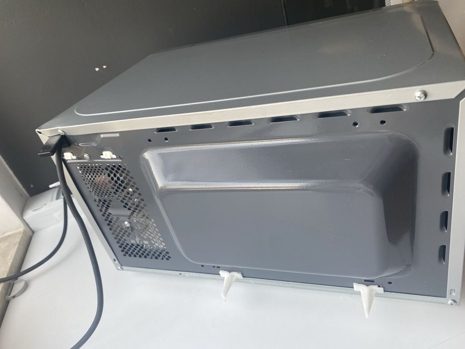 Mikrofala z funkcją Grill