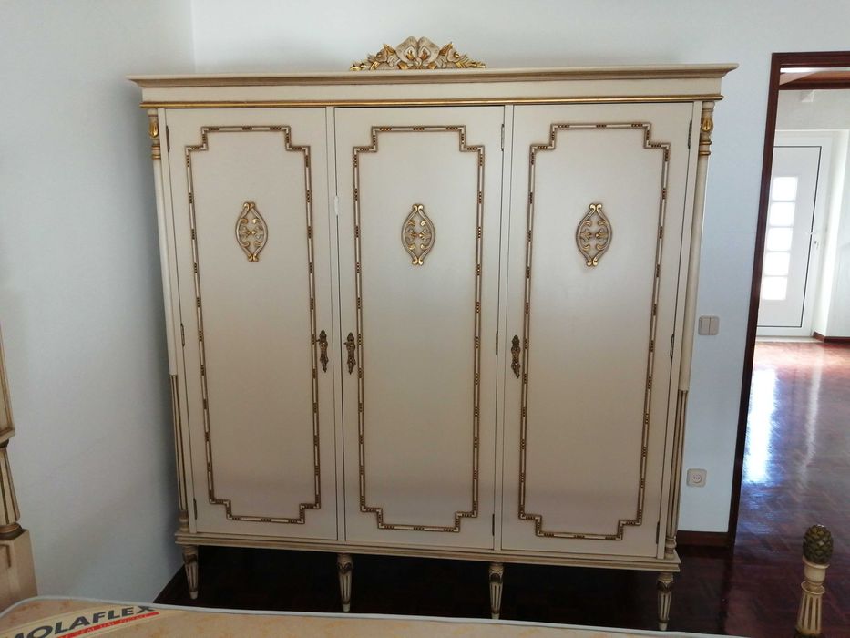 Mobilia de quarto - estilo Luis XVI (solteiro / 2 camas)