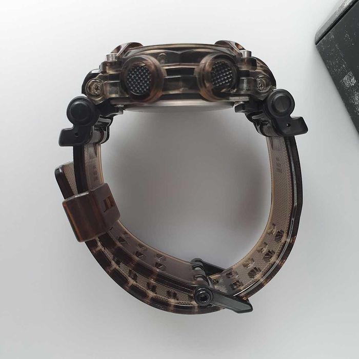 Часы Casio G-Shock GA-900SKE-8AER оригинал.