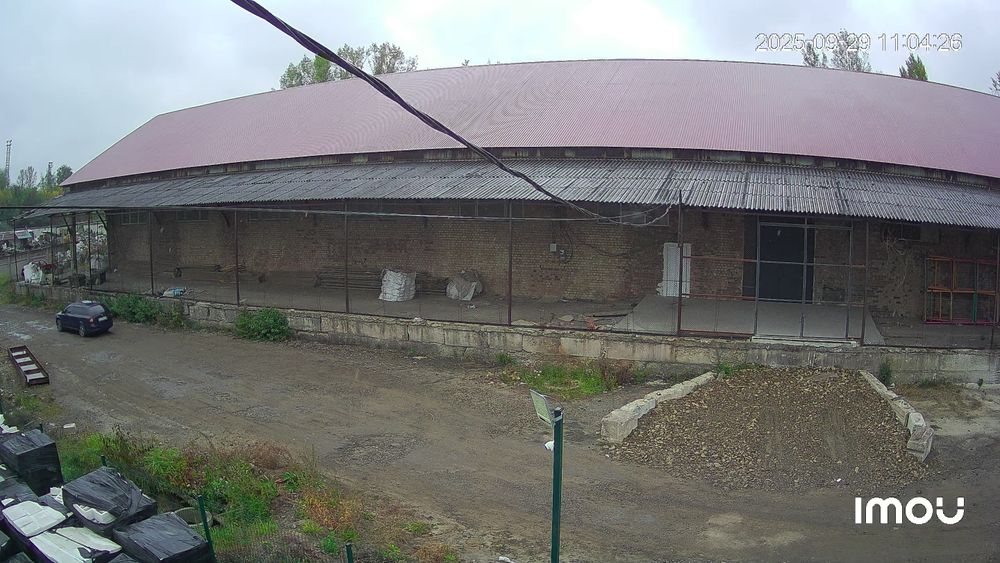 Продаж комерційного приміщення складу площею 2100м.кв