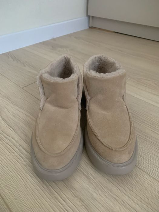 Лофери теплі світлі