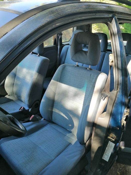 Para venda de peças 
Mitsubishi Space Star 1.3 gasolina boa mecânica