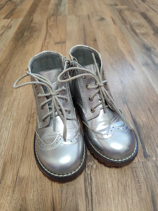 Ботинки весна/ осень для девочки размер 28