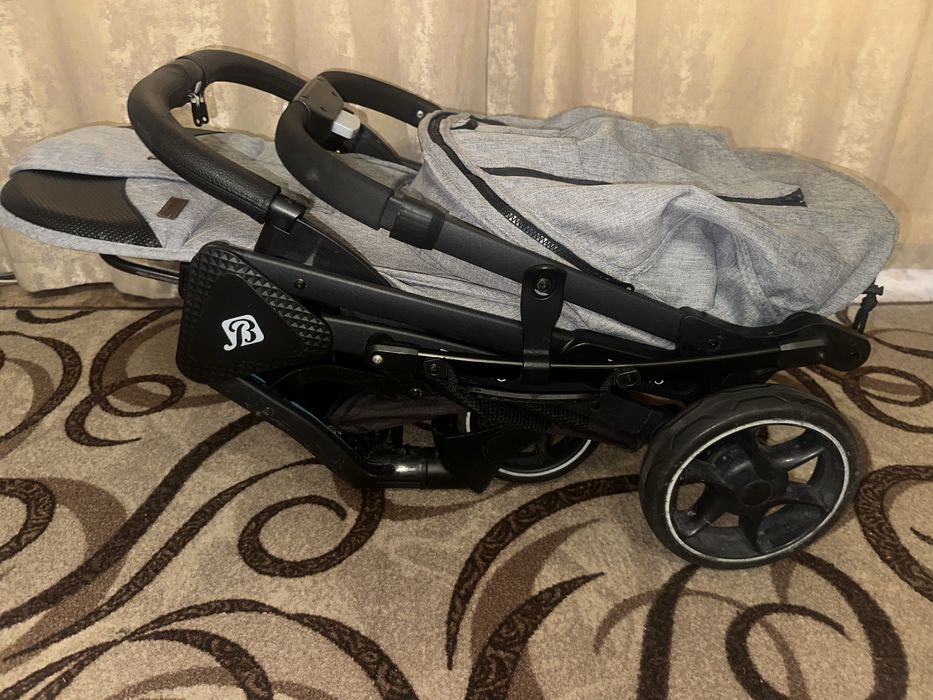 Продам дитячу коляску Babalo