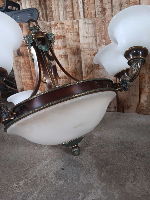 Candeeiro de tecto antigo