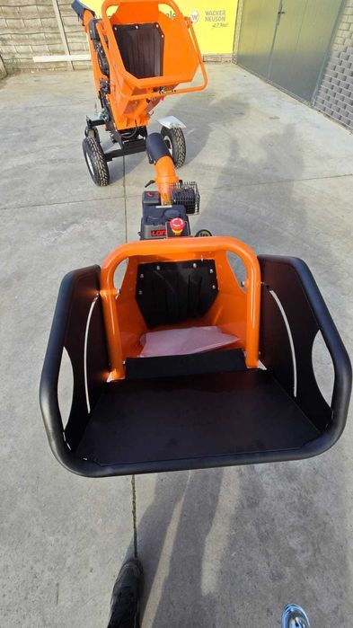 Rębak spalinowy rozdrabniacz do gałęzi łuparka TB Garden GS650