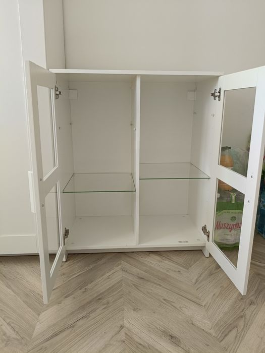 Witryna ikea brimnes.