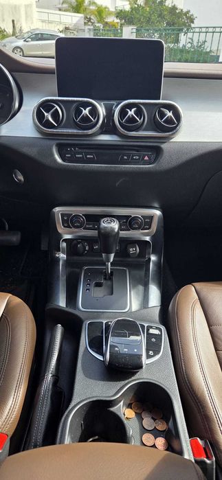 Mercedes-Benz X 250d 4MATIC Progressive · Automático · Pele · GPS · 2017 · 157.000 km