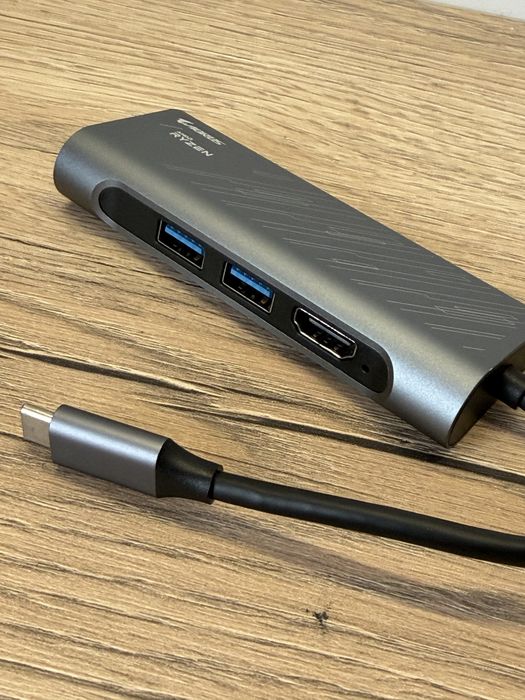 Новий USB Hub Gigabyte TC710