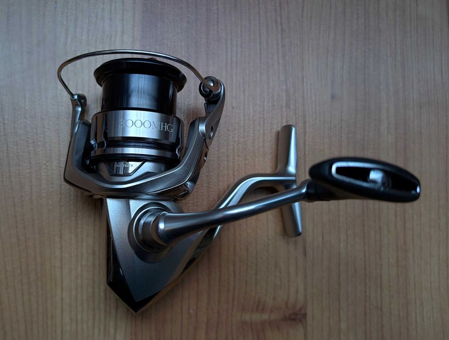 Катушка Shimano 19 Stradic 3000MHG 5.8:1 JDM