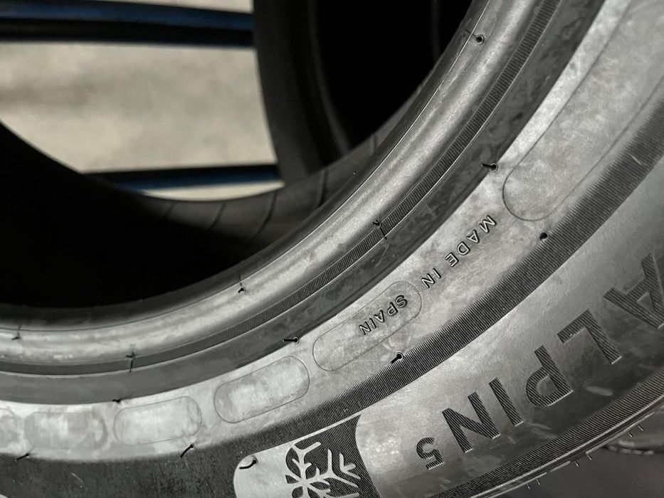 235/55/17 R17 Michelin Pilot Alpin 5 4шт нові зима