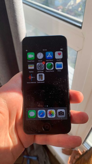 Ipod touch 6 - 32GB (no sim) Чорний та синій (2шт)