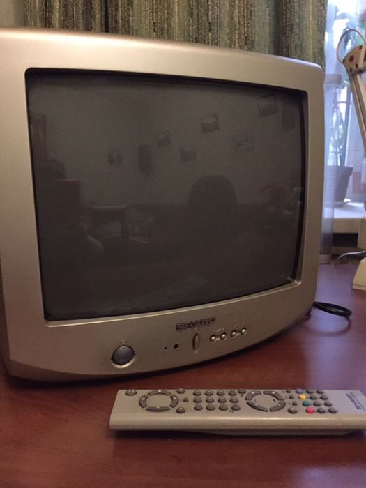 Телевизор SHARP 14LM-40E.