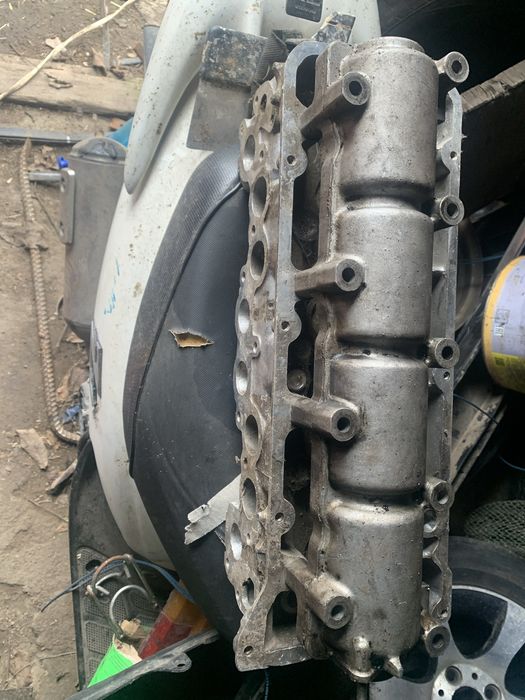 Продам головку двигателя ваз 2105 с розпредвалом