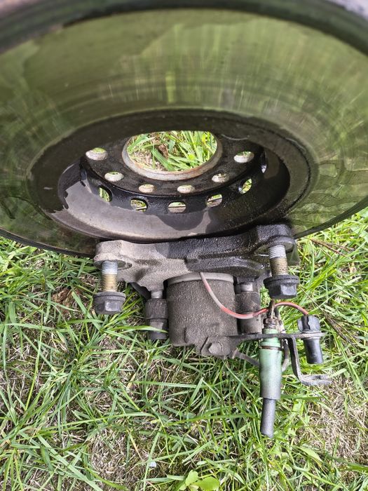 Zaciski kompletnie z tarczami 312 do audi a4 b6 B7 A6 c5