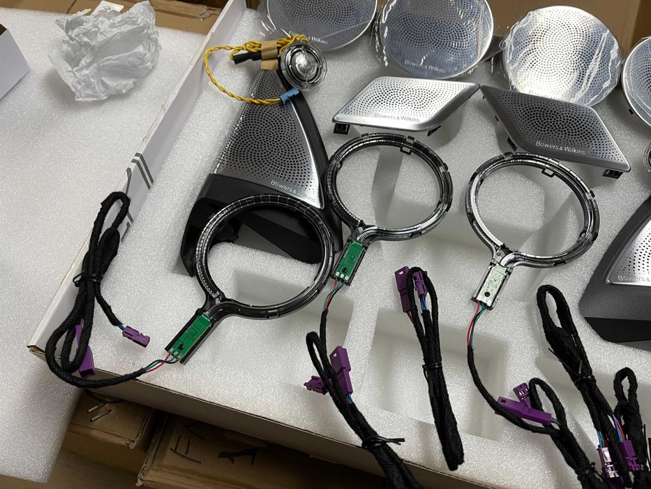 Bowers & Wilkins на bmw x3 g01 сетки на колонки бавер бмв х3 г01: 600 ...