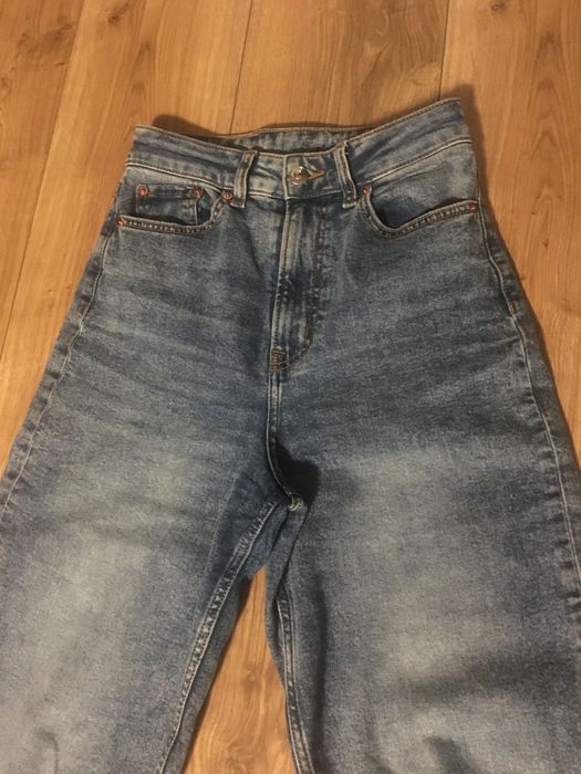 Mom Jeans - spodnie jeansowe marki H&M XS/34