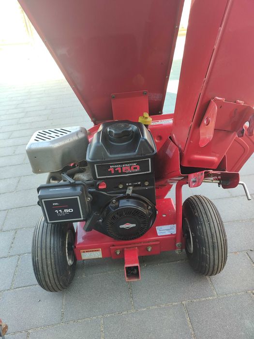 Rębak spalinowy TROY-BILT