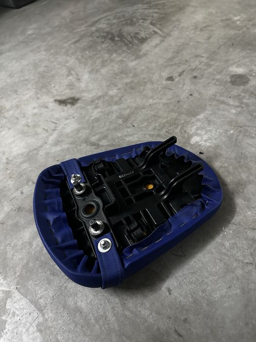 Banco traseiro gsxr 600 k8