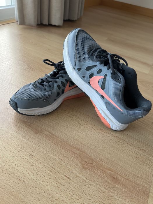 Tenis Nike senhora 38.5