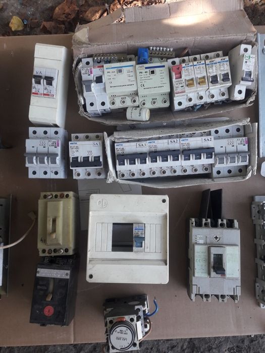 Продам бу провод 4на10 медний,автоматические выключатели