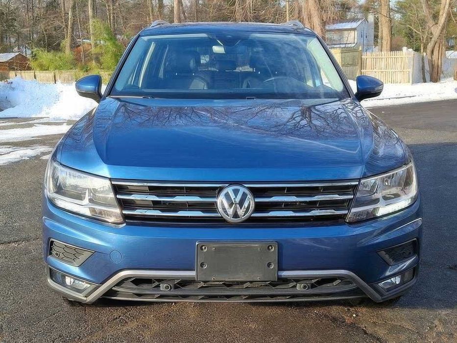 Volkswagen Tiguan S      2020