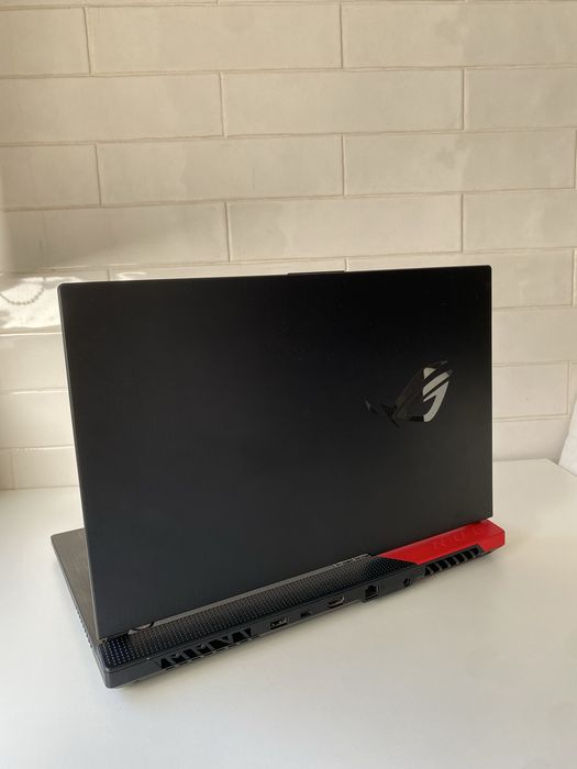 Portátil Gaming - ASUS ROG Strix G513IE