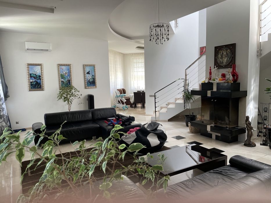 House by the address st. Kulikovo pole pl Oktyabrskoy revolyutsii pl (area 480 m²) - Atlanta.ua - photo 9