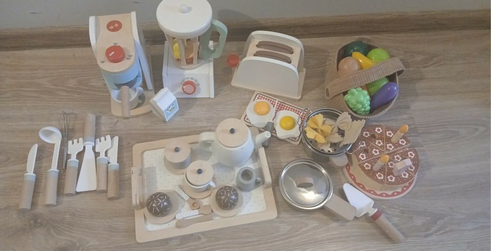 Drewniane zabawki do kuchenki