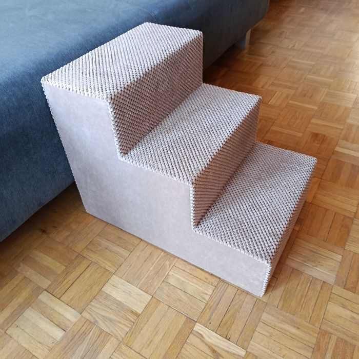 Schodki dla pieska oraz kota
