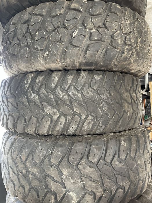 Pneus 37x12,5x17
