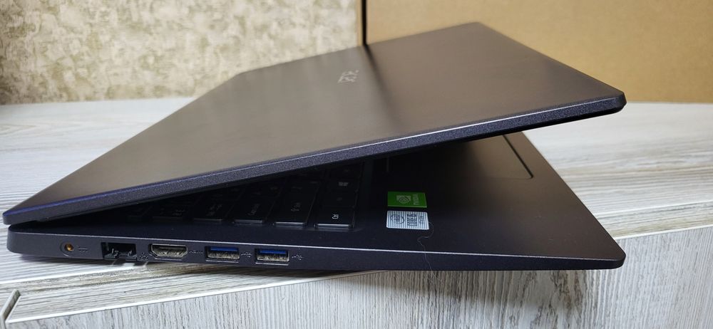 Acer a515. i5 /8gb/mx330/ssd
