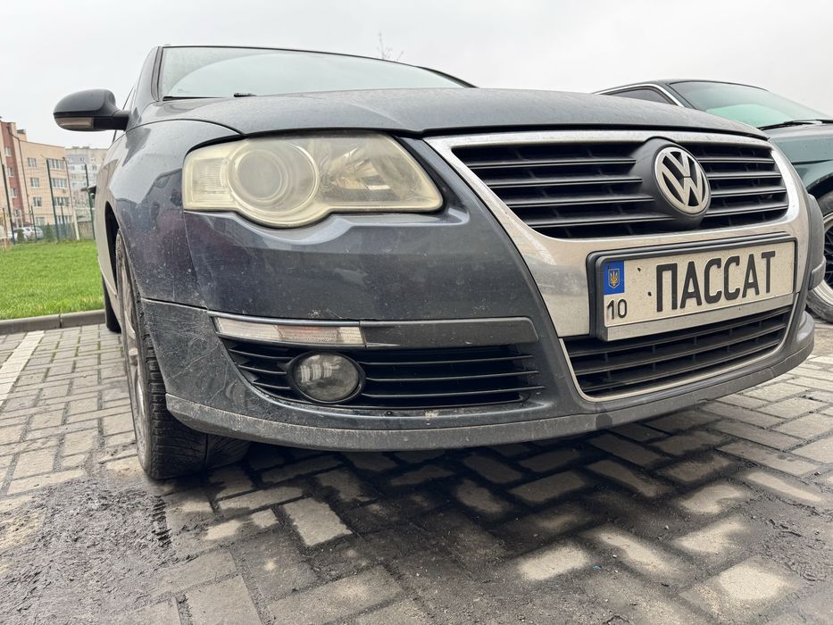 Решітка r line passat b6. Решітка протитуманок птф