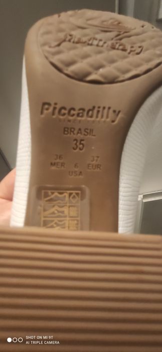 Sapatos Piccadilly n°35 novos