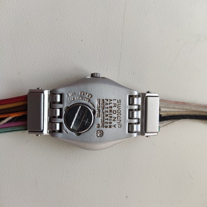 Годинник вінтаж Swatch Swiss Irony Aluminium Patented YSS1006! Робочий