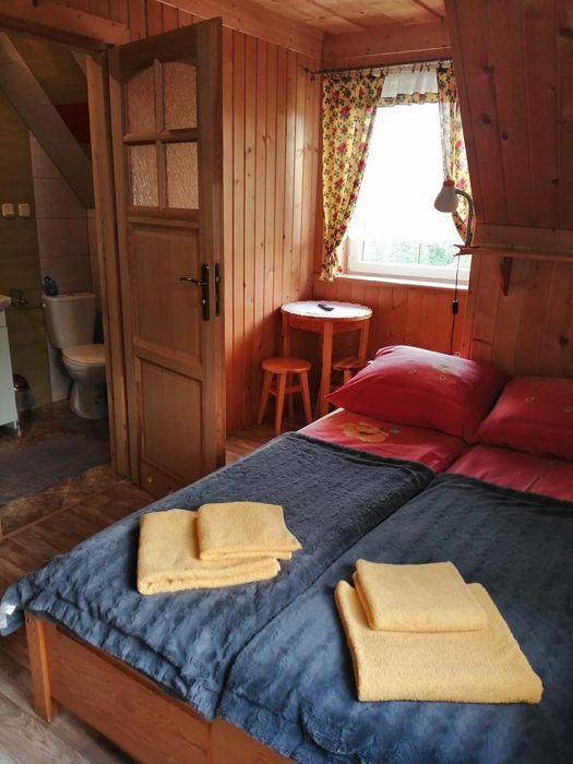 FERIE w" MIODOWEJ CHATCE"-pokoje gościnne -Brzegi, Jurgów, Bukowina