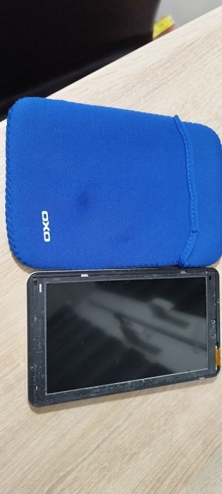 Tablet Goclever Quantum 700 + etui
